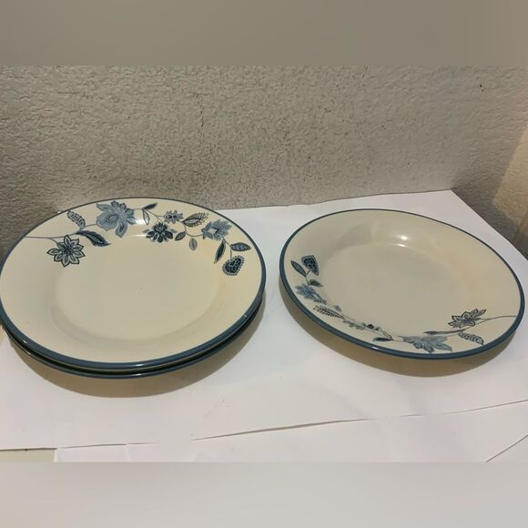Global Floral Blue By Whole Home dinner Plates 10 1/4” 3 piece G7 - Picture 1 of 9